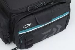Daiwa Emeraldas Hip Bag (C) Black -Cheap Jigging Rods Store ph003 a67c1e4d 219b 40a8 a850 f11db61213ac